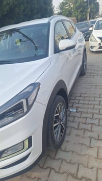 توكسان 2019 رقم بابل فول بصمة تشغيل وبصمة ابواب ٥ عدسات لايت وسايد بري...