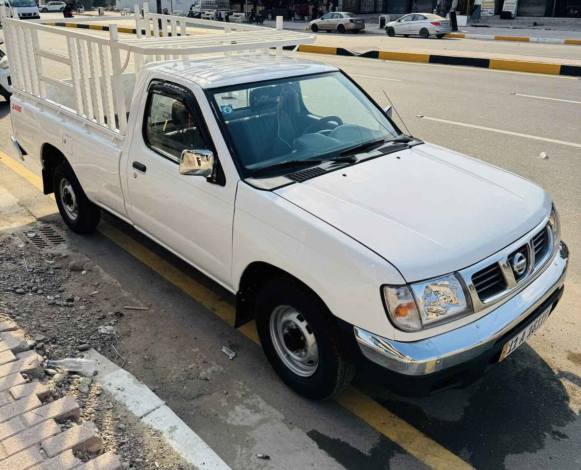 السلام عليكم نيسان موديل 2002 رقم بغداد مصبوغه عام لجمليه شواصي مكفوله كير محرك خير من الله تبريد ثلج معمره درجه اولى اغراض كله اصلي دوشمه ارضيه وكشن جديد صدر خلفي امامي جديد العنوان بغداد السعر 83$ بيه مجال بسيط ***********
