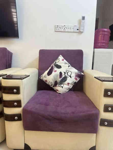 السلام عليكم للبيع تخم تركي 7 مقاعد ..
كل المقاعد تحتوي على خزان وسرير النظافة 80‎%‎
السعر 250 
***********
