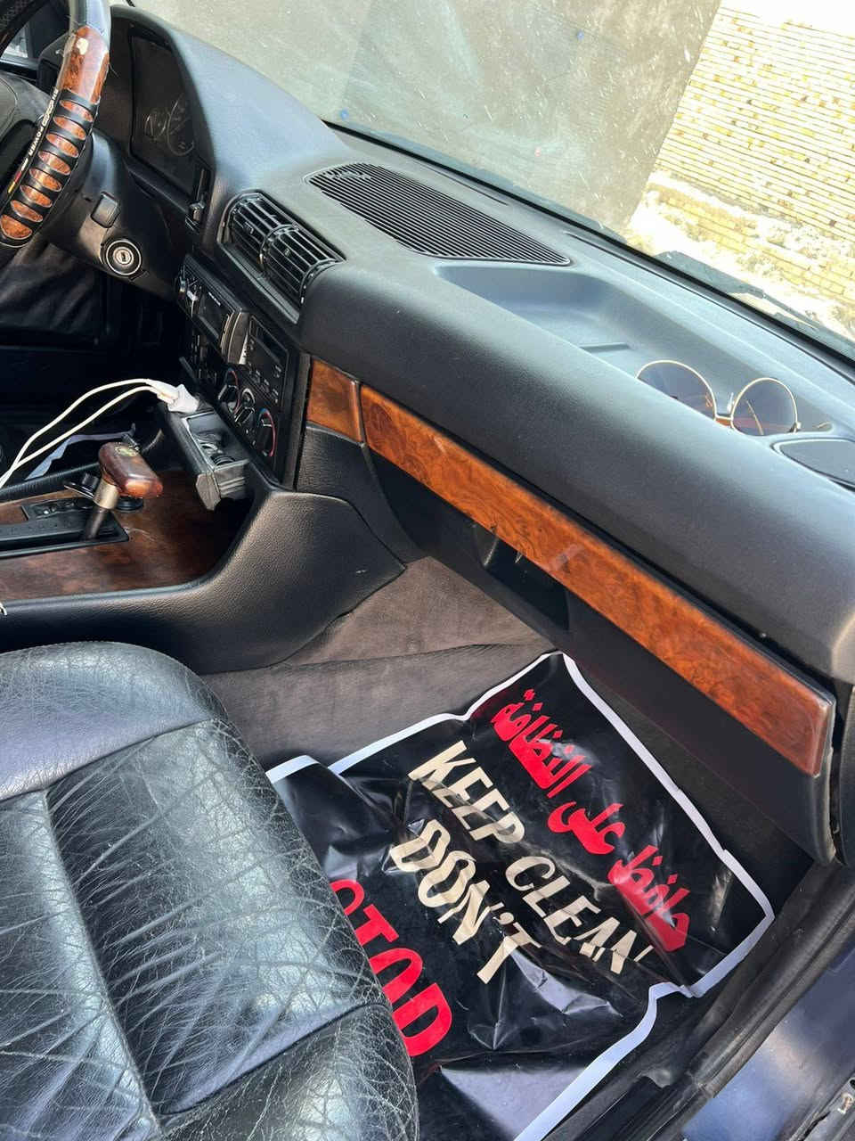 سلام عليكم من رخصة الادمن BMW موديل 93 525 اصل بليته وسنويه
سيارة جديده جدا صبغ حزام للجماليه فقط قمارة وجنطة بلادي كفالة من دكة الجاكوج محرك مسكر عدل طك كارتون كير واكسل خفيف المرغوب شرط 160 رونك 2ونص تراي ناعم جدا تبريد ثلاجه  حداديه طوبه دواخل جلد شرط وظع شركة كامرة خلفيه ويل 18 تايرات طك جيس اي نقص مابيه بأسمي رقم نكليزي تحويل وكاله السعر 65 وبيه مجال قليل  مكاني ناصريه رقمي بي واتساب ***********
ملاحضه نقص فقط دعاميه خلفيه نكسرت موجوده فاتحه
