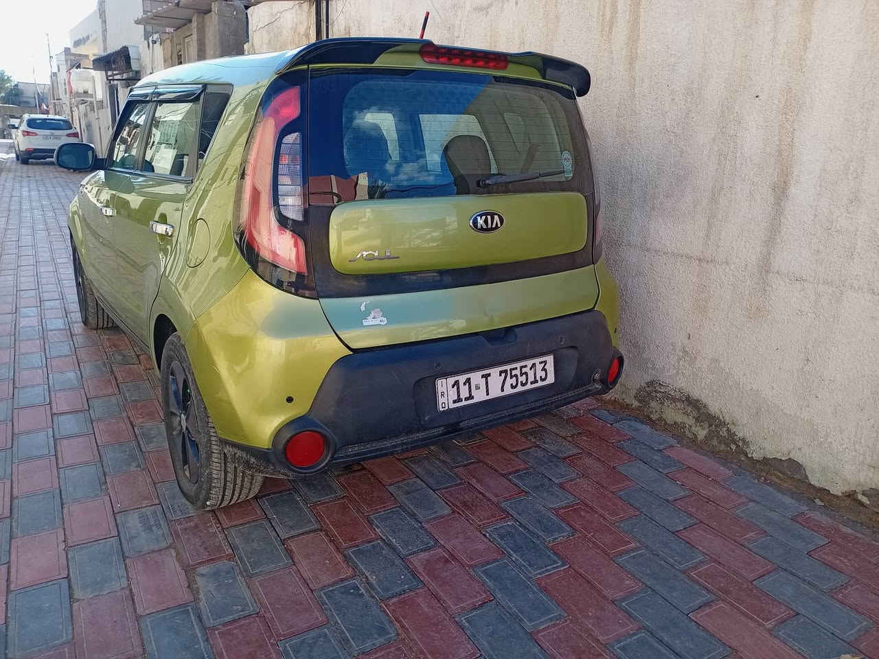 سلام عليكم كيا صول 2015 وارد امريكي جاملخ وبنيد بدون داخل مكينه 1600 جي تي اي سعر 1005 بيه مجال ***********
