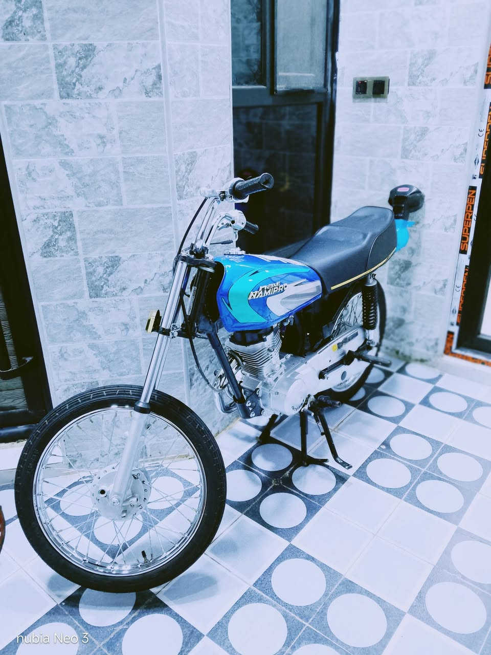 سلام عليكم اربعه كير للبيع مكينه انتنس اصلي اصلي اصلي شاصي احمد شهاب موديل 24 اوراق اصولي ما بيه اي نقص السعر 700 وبيهه مجال للستفسار ***********
