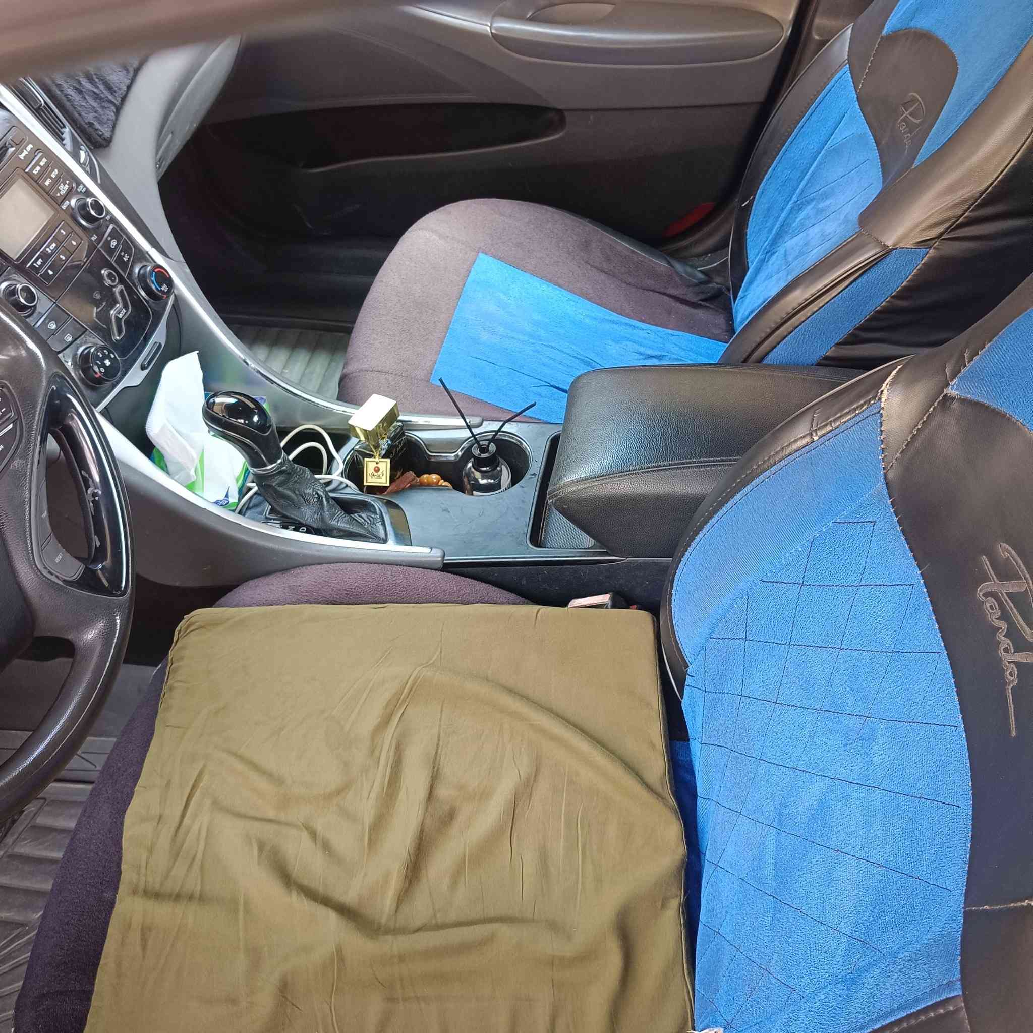 السلام عليكم من رخصت مدير الكروب سوناته مظلع 11امريكي البيع بس بنيد مصبوغ والباقي كدامك السونار رقم ديالى مكان ديالى قرب كنعان السعر 97وبيه مجال الاتصال واتساب أو تصال***********
