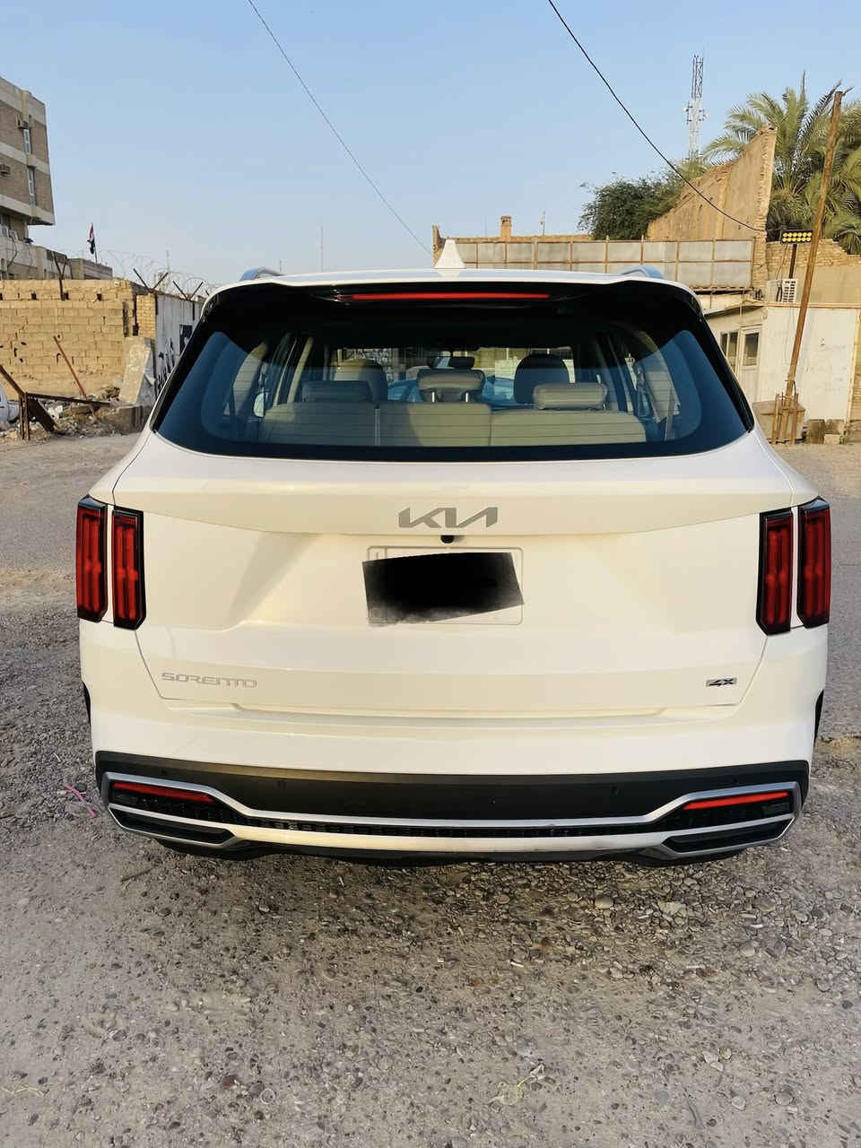 سلام عليكم
للبيع 

سورنتو موديل ٢٠٢٣ خليجي فور اكس اعلى مواصفات 

رقم بغداد 

ماشية ٤٨ 

ستة سلندر

فول مواصفات واحد على واحد 4X

بصمة

بانوراما 

فورويل 4X4

كشنات تدفئه تبريد 

خمس كامرات 

كير ماوس 

سايد برك بصمة

مري شفط 

كشنات كهرباء 

تشغيل عن بعد 

صندوك كهرباء 

حساسات 

في وضع الاشارة تشغيل الكامرة 

كيجات اربع اشكال 

شاحن واير ليس 

السعر ٣٠٥ وبيهة مجال 

مكان السيارة بغداد 

*********** 

مكفولةفقط بارد بسيط مأشر بل صور
