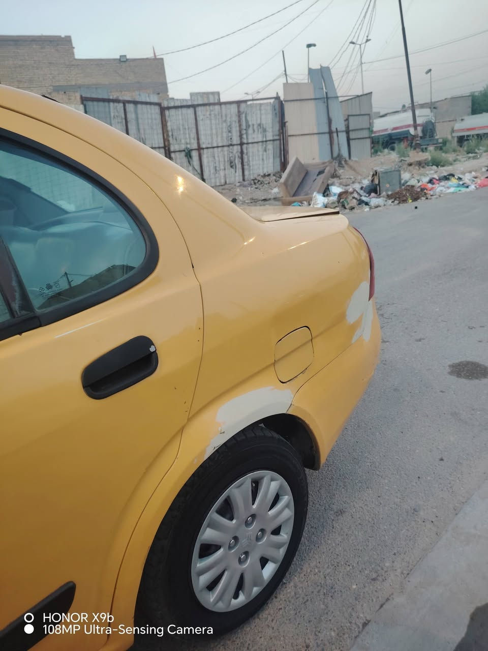 سلام عليكم سياره طيبه  مديل 15 سياره حلـِوه مال بيت مكيه كير تبريد خير م̷ـــِْن الله  رقم بغداد بسمي ثاني يوم تحويل  مكفوله شوصي الغود  
بيه طخطخات بصيطه مصفره هيه او غرامت  او هزه جديد مكاني بغداد الحريه قرب جسر دباش 
***********  هاذه رقمي ما متوجد عل نت دك عل وتساب سعر 35 مجال بصيط جدن
