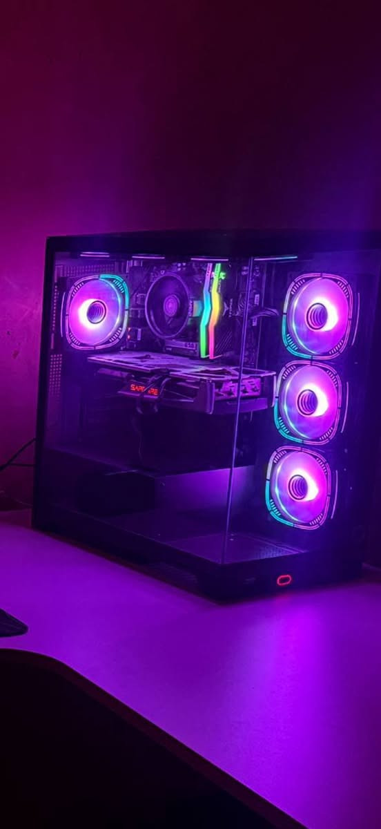 السلام عليكم
تجميعه قويه تشغل 1080 و 2k بسلاسه 
المواصفات بالصوره 
وياها شاشه AOC 144 FHD IPS حجم 24 
السعر 1200 الف 
مكاني بصره ابو الخصيب 
رقم ***********

