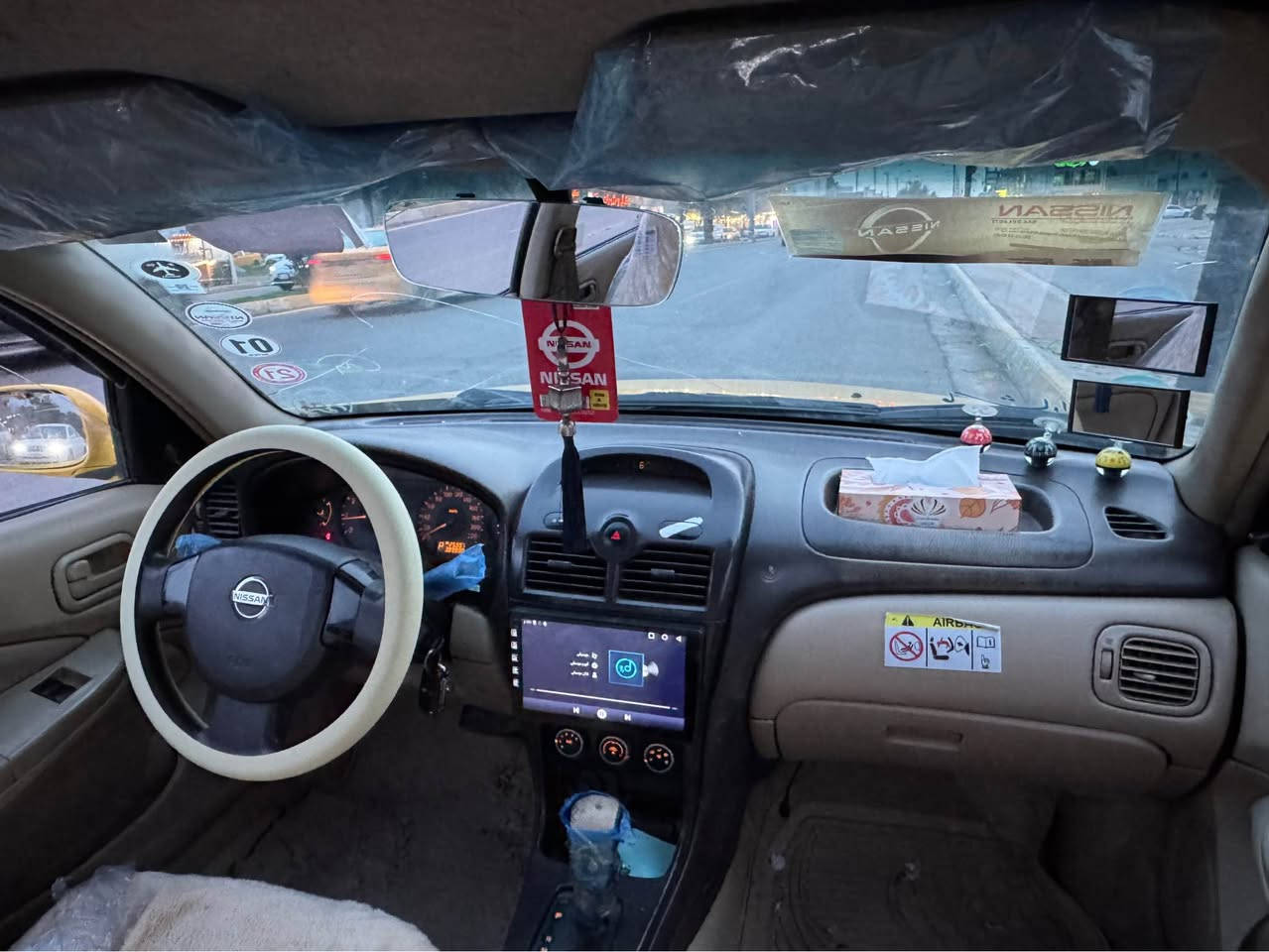 نيسان صني 
موديل 2012
مشروع وطني 
رقم بغداد سنويه جديد 
تحويل وكاله ثاني يوم 
السياره بدون حادث 
كير محرك شرط 
تبريد تدتفئه شرط 
حداديه 100 
مكان كركوك 
الرقم *********** كركوك, العراق
