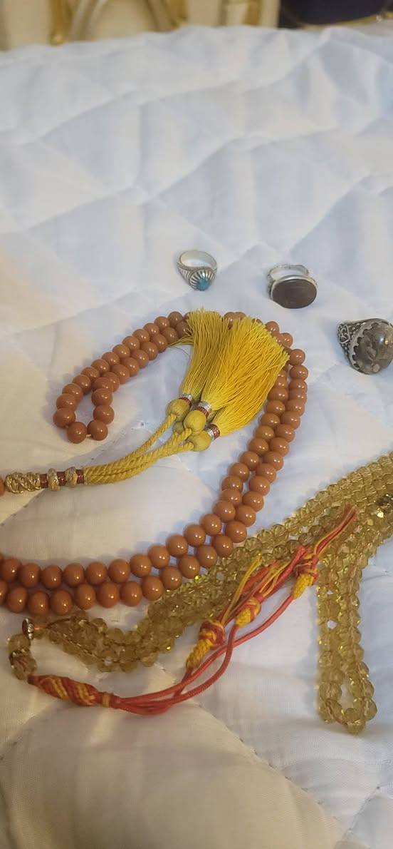 السلام عليكم.  اخوان شلع.  ب 100.  قفل.


**إذا كنت صاحب هذا الإعلان وتريد حذفه لأي سبب، رجاءا أرسل رسالة إلى الدعم الفني**