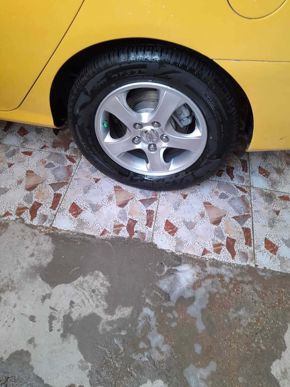 للبيع حجم 15     حله  ***********
