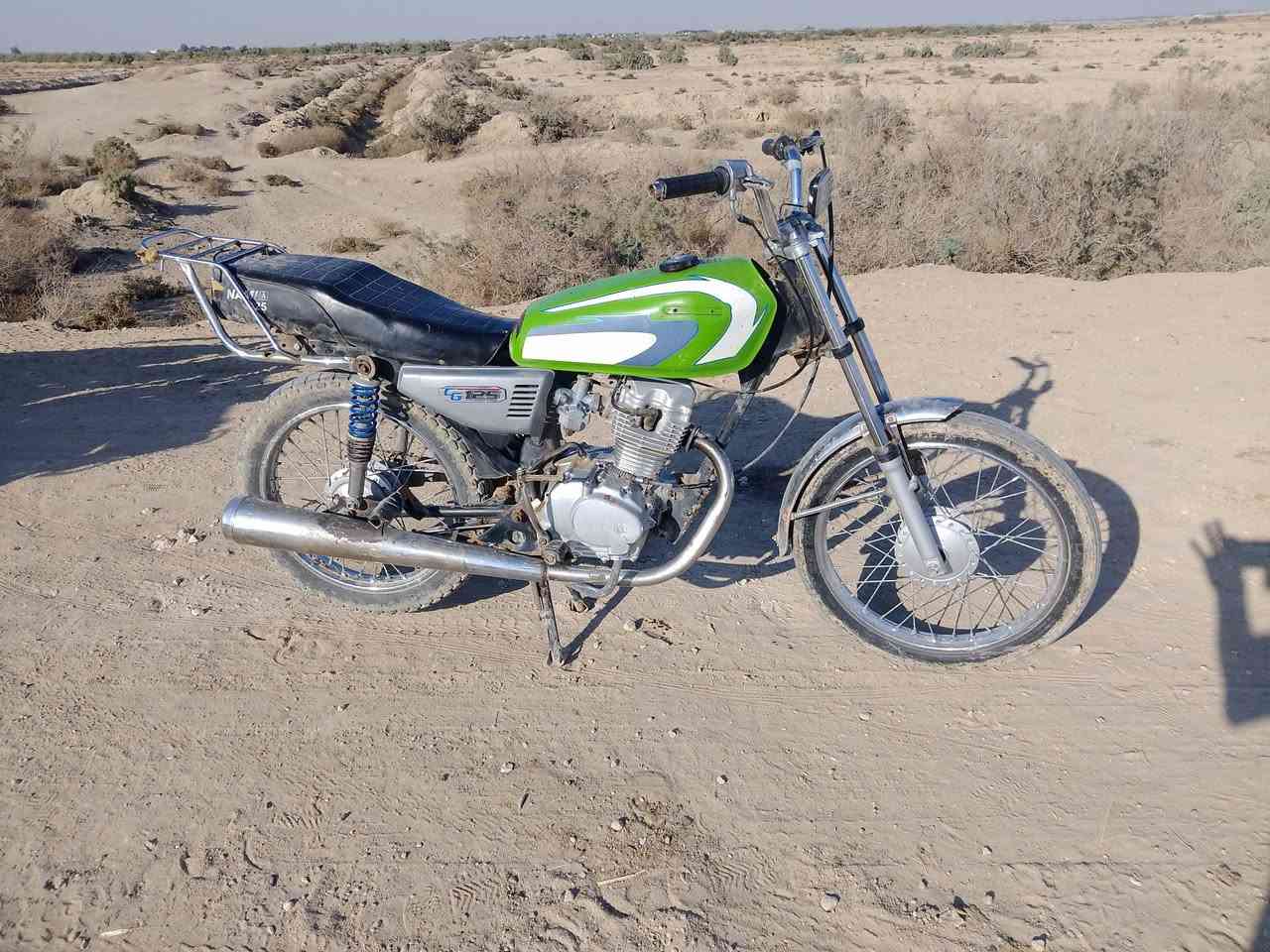 دراجه نامه كلك نضيفه كلش سعر 300مكان يم مقام الخضر طريق الفهود رقم ***********
