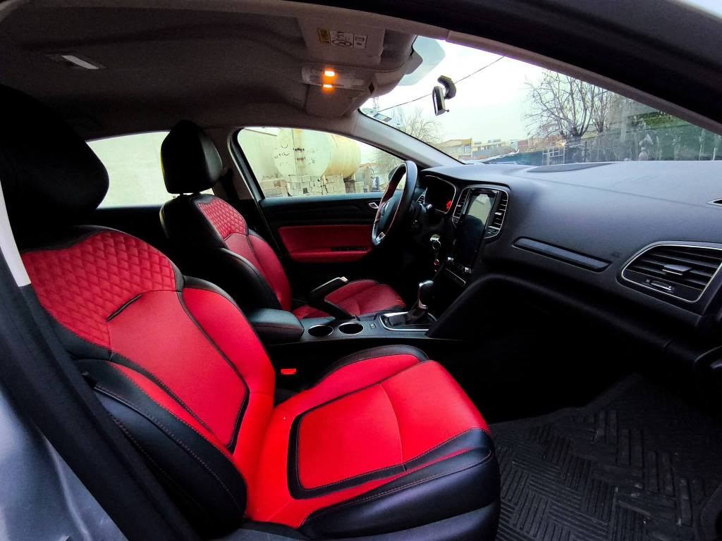 ڕینۆ مێگان 2023 مواسەفات 
بزوێنەر: ١.٦ لیتر، ٤ پستۆن 
• گێڕ: ئۆتۆماتیک
• ڕۆیشتوو: [ 40]هەزار کم 
• ڕەنگ: [سلڤەر]
تایبەتمەندییە گرنگەکان:
•خەلیجی سفری شەریکەی موهەنەد
• شاشەی گەورەی لەمس (Touch Screen)
• کامێرای دواوە و حەساسی پێش و دوا
• سیستەمی چوونە ژوورەوەی زیرەک (Keyless Entry) و بەسمە (Push Start) ٢ بەسمەی لەگەڵە
• لایتەکانی LED ڕۆژ و لایتی تەم
• کوشنەکان: جەلد
• سیستەمی جێگیرکردنی خێرایی (Cruise Control)
• سوکان ڤۆلیۆم و بلوتووس (Bluetooth)
• جامەکان و ئاوێنەکان کارەبایین
•سندوق کارەبایی

سعر لە کۆمێنت داوابکە ڕاستەخۆ بۆت دیت 📩 

دۆخی ئۆتۆمبێلەکە:
• ئۆتۆمبێلەکە زۆر پاکە و وەکو نوێ وایە
• بێ بۆیاخ و بێ لێدران
• هەموو کارەباییات و مەکینە و گێڕی بە شەرتە
•سەنەوی و ژینگە و ڕێگاوبانی تازەیە تا ٢٠٢٩ 
•بەشەرتی تەحویل و غەرامە و وەکالەت
• شوێن: هەولێر
•
ژمارەی خاوەنی 
 ***********

سعری 120 وەرەقە و مەجالێکی کەم أربيل, العراق
