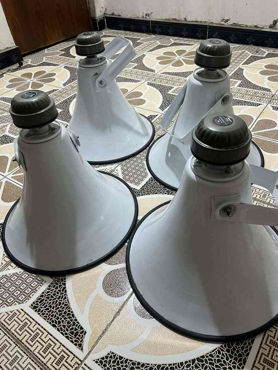بوقيات عدد 4 للبيع جديد
مكان كوت رقم الهاتف ***********
