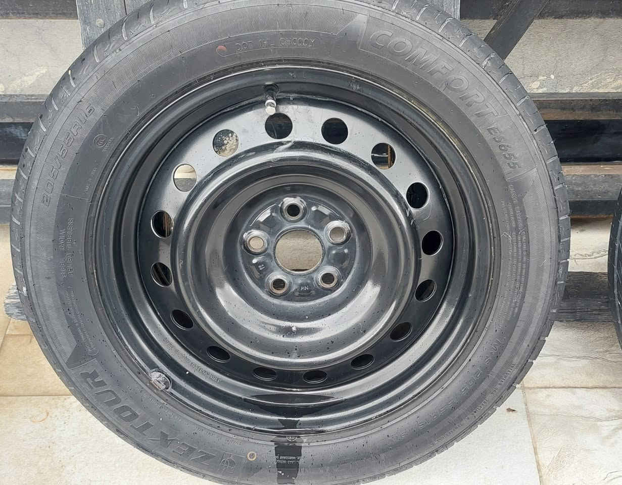 طخم ويل عادي حديد  كورلا موديل 2019 حجم 16 شريكة أصلي بلادي  نضيف لا لحيم لا عواج لا صباغ
 اروس بويل عادي بلادي  تيوتا كورلا  15

او بيع هم ميخالف  قيم وخذ استفسار ***********
مكان ديالى شهربان  ( مكلف بالنشر )
