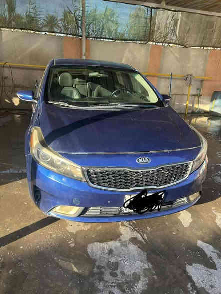 كيا فورتي وارد فول مواصفات بصمة قطعتين تبريد وهواي مواصفات ما عدا بانورما
محرك ١٨٠٠ مرغوب 
بيها حالوب قمارة 
حرة موديل 18 ماشية 
70ماشيه 
مراوس أو بيع للاستفسار الاتصال على الرقم او مراسلة واتساب ***********

