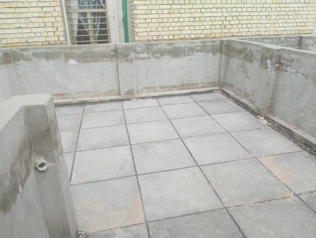 دار للبيع 70 متر
طابق واحد غرفة ومطبخ وصالة وخدمات 
شارع مقرنص مجاري وكهرباء ومي 
كامل خدمات سند زراعي 25 ملك صرف 
عرض الشارع 6 متر
 بسعر مناسب 

للاستفسار ***********
