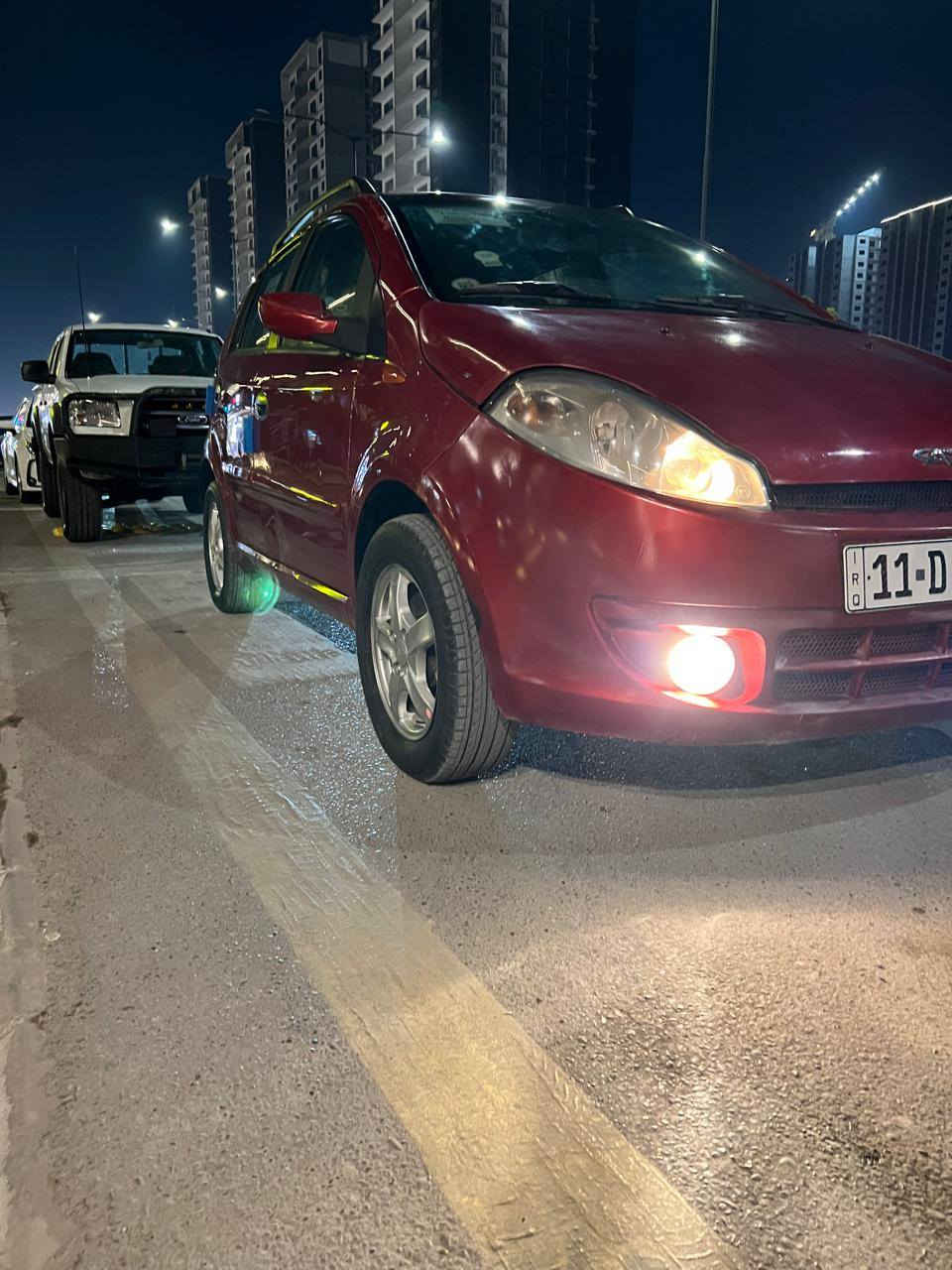 السلام عليكم حبايب من رخصه الادمن المحترم شيري A1  موديل 2012 رقم بغداد انكليزي سنويه جديده مكينه بلاديه كير اتوماتيك دشبول ممكسر ولا قطعه كلشي يشتغل كهربائيات كامله تخم تاير باتري جديد داخلها نظيف مابيها اي عطل بنيد جارد ومصبوغ وهلال جاملغ خلفي ماشيه 62 سياره حلوه ونظيفه سعرها 35 وبلعافيه عل ياخذها مكان سياره بغداد حي الجهاد قرب العاب جنه الكرخ للاتصال ***********
