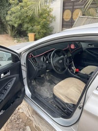 سوناتا • ٢٠١٠ • مكينة ٢٠٠٠