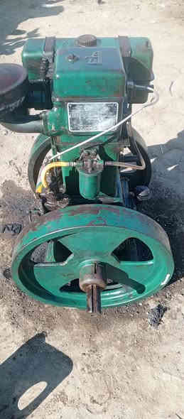 سلام عليكم ماطور 8 حصان فيلد مارشال الأصلي مشتغل ايام قليله مع خنزيره 5x4 بعدهه جديده مع صونده سحب 9 متر ماطور كامل شرط الشغل المكان الديوانية قضاء سومر استفسار اتصل ***********.. *********** خاص مفتوح اتصل وبيك خير ودلل
