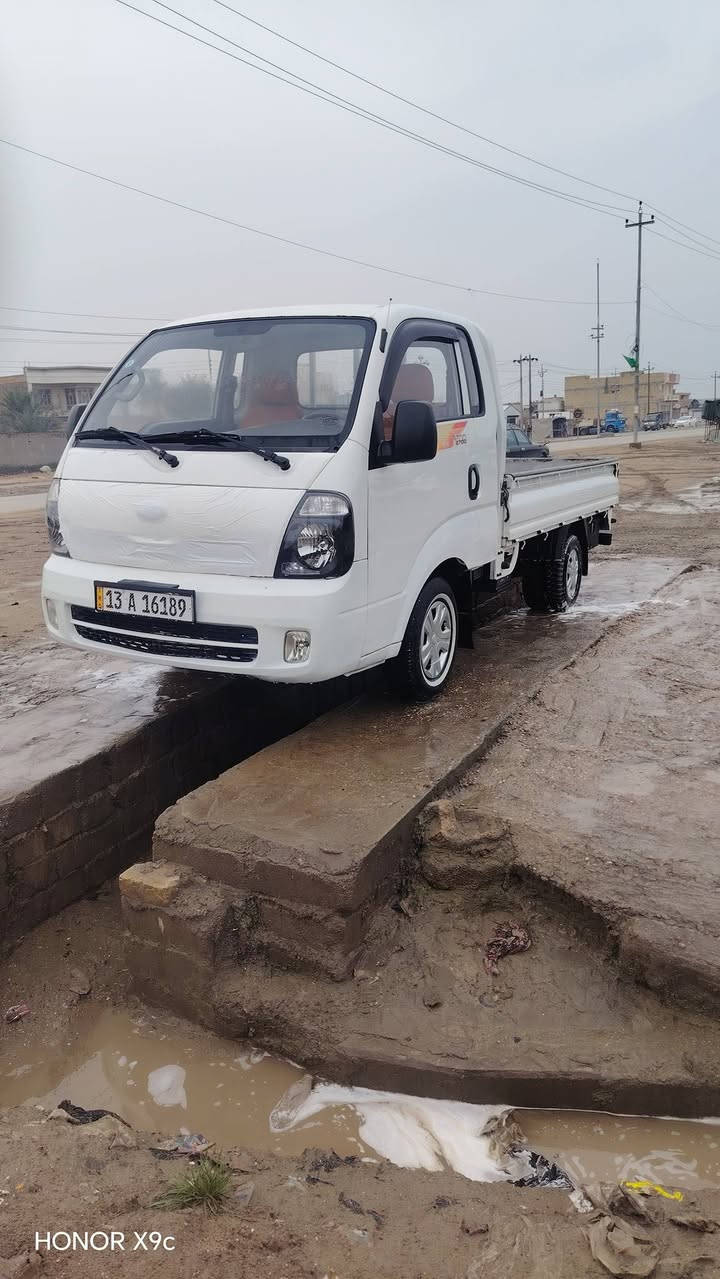 السلام عليكم شباب سياره كيه للبيع مديل 2016سياره مكفوله كفاله عامه لاضربه لا تبديل لاصبغ مكينه لاتنقيص ولا تبخير حداديه كير اكسل شاصي رقم شاصي تخم تايرات دوشمه رقم ميسان سنويه جديده مشروع وطني تحويل مباشر
مكان ناصريه سوك الشيوخ سعرها 110
وبيه مجال 
0787348818


**إذا كنت صاحب هذا الإعلان وتريد حذفه لأي سبب، رجاءا أرسل رسالة إلى الدعم الفني**