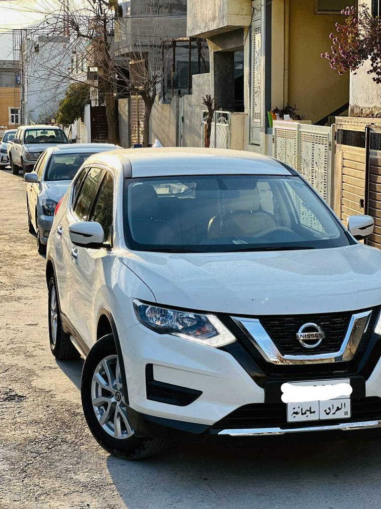 نیسان ئێکس تراڵ 2020 ی سێ ڕیز کوشن  سفری شەریکەیە تەنها 50 هەزار کم ڕۆشتوە  سپێری دانەگیراوە یەک دەستە ، لێدراو شوخت و یەک قەترە بۆیاغی نیە  گێڕ  
 ومەکینەی بەشەرت یەک برغوی نەکراوەتەوە ماڵی دۆستە  
نرخی 220 و معامەلە  
ژمارەی تەلەفون 
***********
*********** السليمانية, العراق
