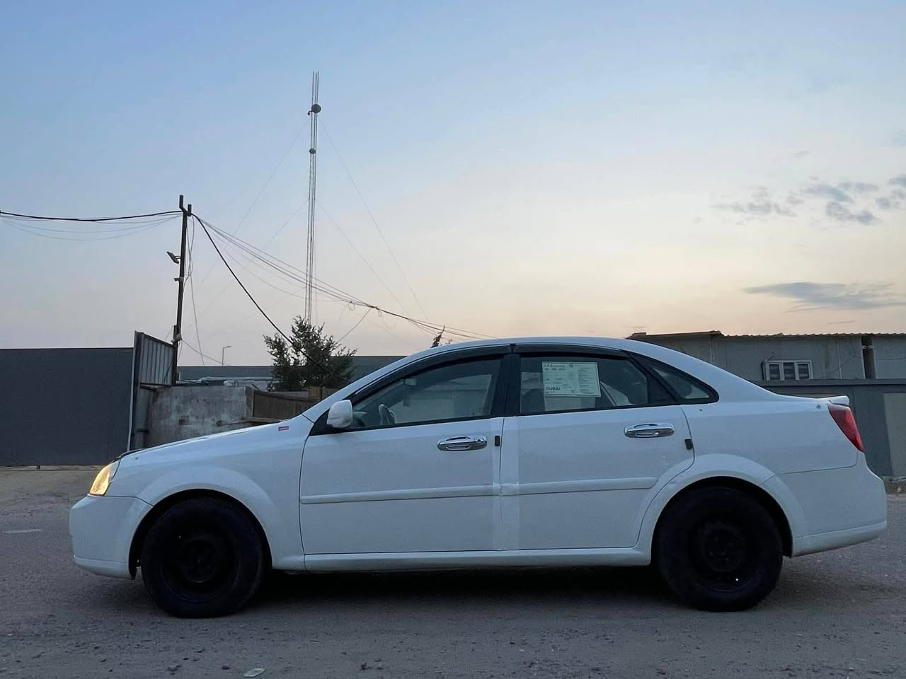 اوبترا 2006 مكفوله من ضربه اوصبغ تبريد تدفأة كله شغال تخم تاير جديد  سعرها 68 وبيها مجال للشراي ***********بسمي تحويل ثاني يوم
