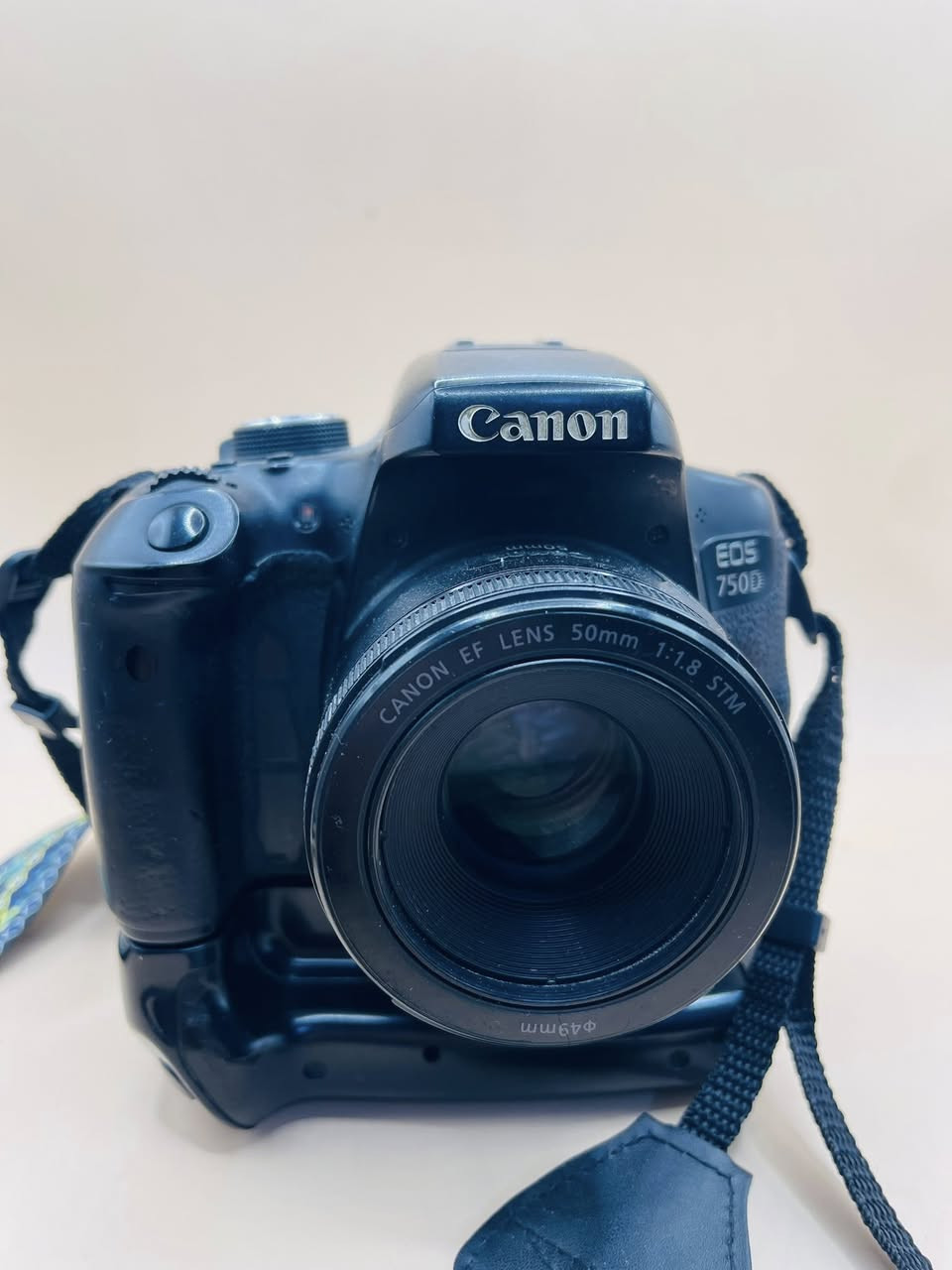 كانون 750d
عدسة 50m
شاحنة
بطاريه
كرب
حزام كتف
 نضافه 90‎%‎
السعر 340الف سعر نهائي
متوفر توصيل


**إذا كنت صاحب هذا الإعلان وتريد حذفه لأي سبب، رجاءا أرسل رسالة إلى الدعم الفني**