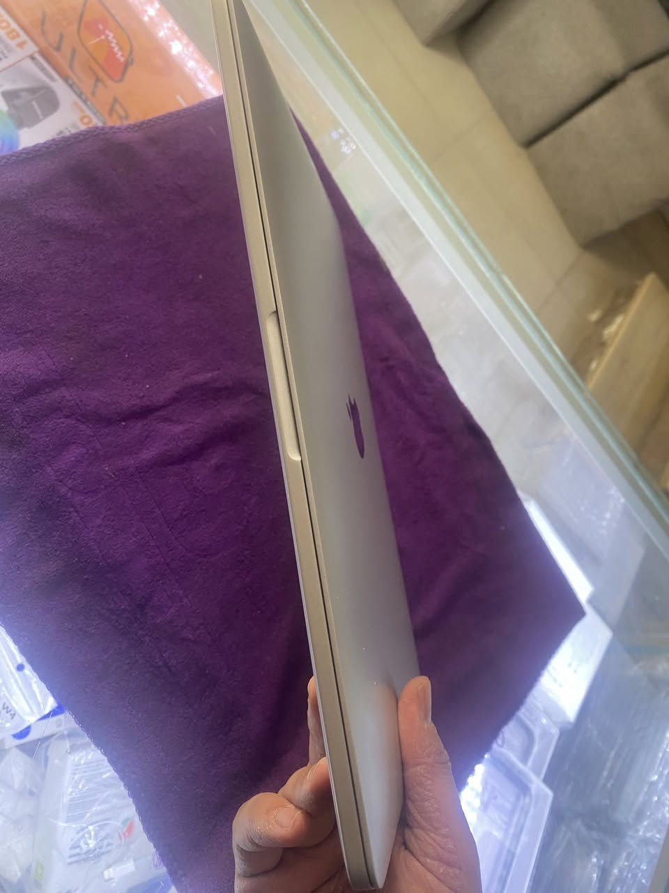 Macbook pro M1 2020
8/256 13in
Battery 97
بالشاحن جي من الخارج
للبيع


**إذا كنت صاحب هذا الإعلان وتريد حذفه لأي سبب، رجاءا أرسل رسالة إلى الدعم الفني**