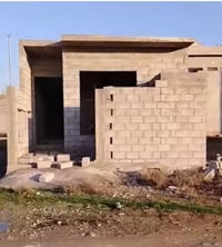 عندي هيكل بالكندي الاسكان ملك صرف 120متر سعر 68قفل رقم الهاتف 07735553...