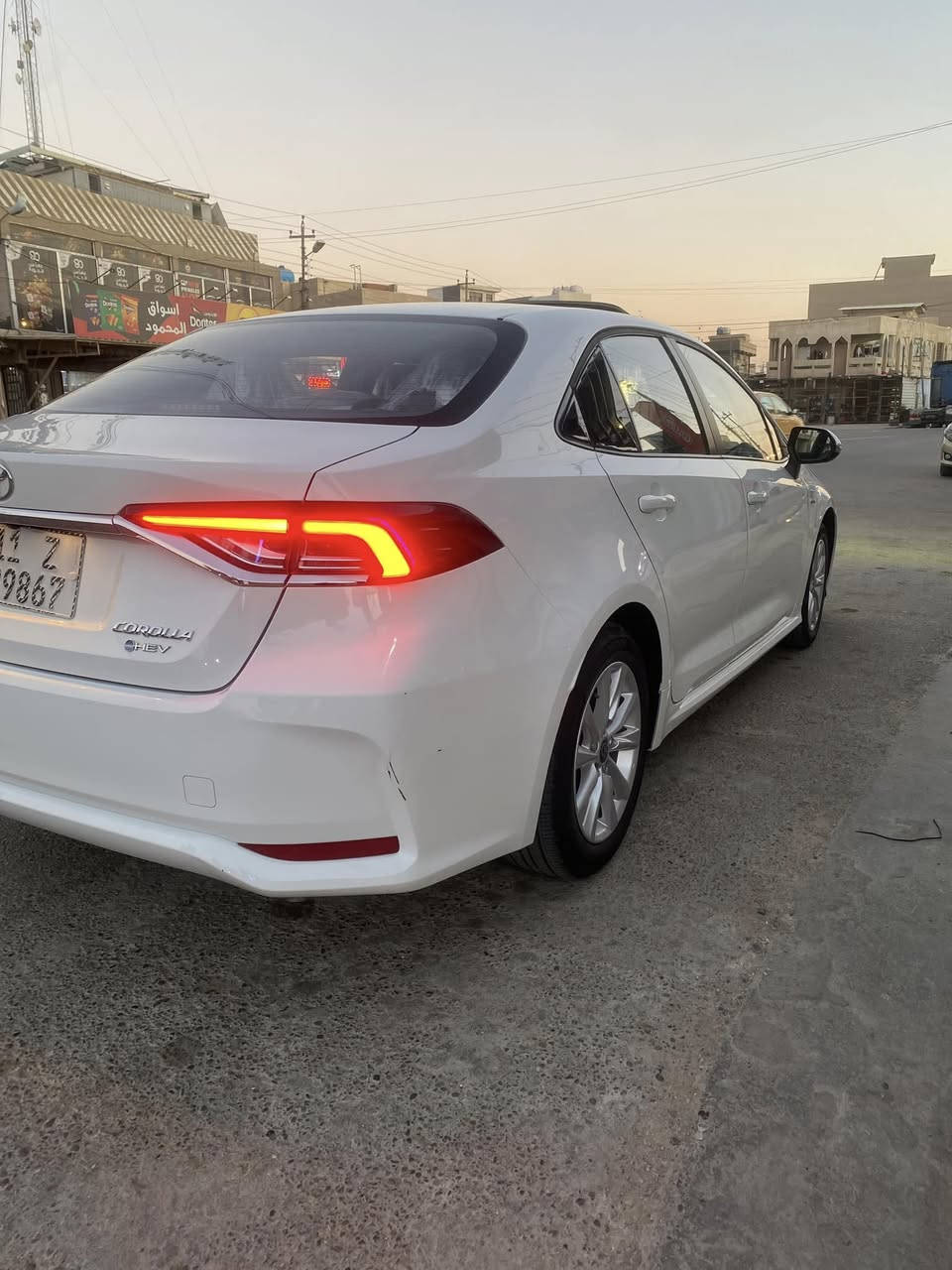 السلام عليكم 

تويوتا كورلا 2025 (هايبرد) 
شكل الخليجي مكفوله

بصمة
فتحة
جلد
شاشه
رادار
كامرة دوارة
فول تحكمات استيرن
سايد بريك دكمه
اتو هولد
قطعتين تبريد
مكينه 1800
اشاير بل مري
مانع نزلاق

السعر ١٥٣ $💵 وبيه مجال بسيط

(موقع    📍 بغداد) 

رقم ***********📲
