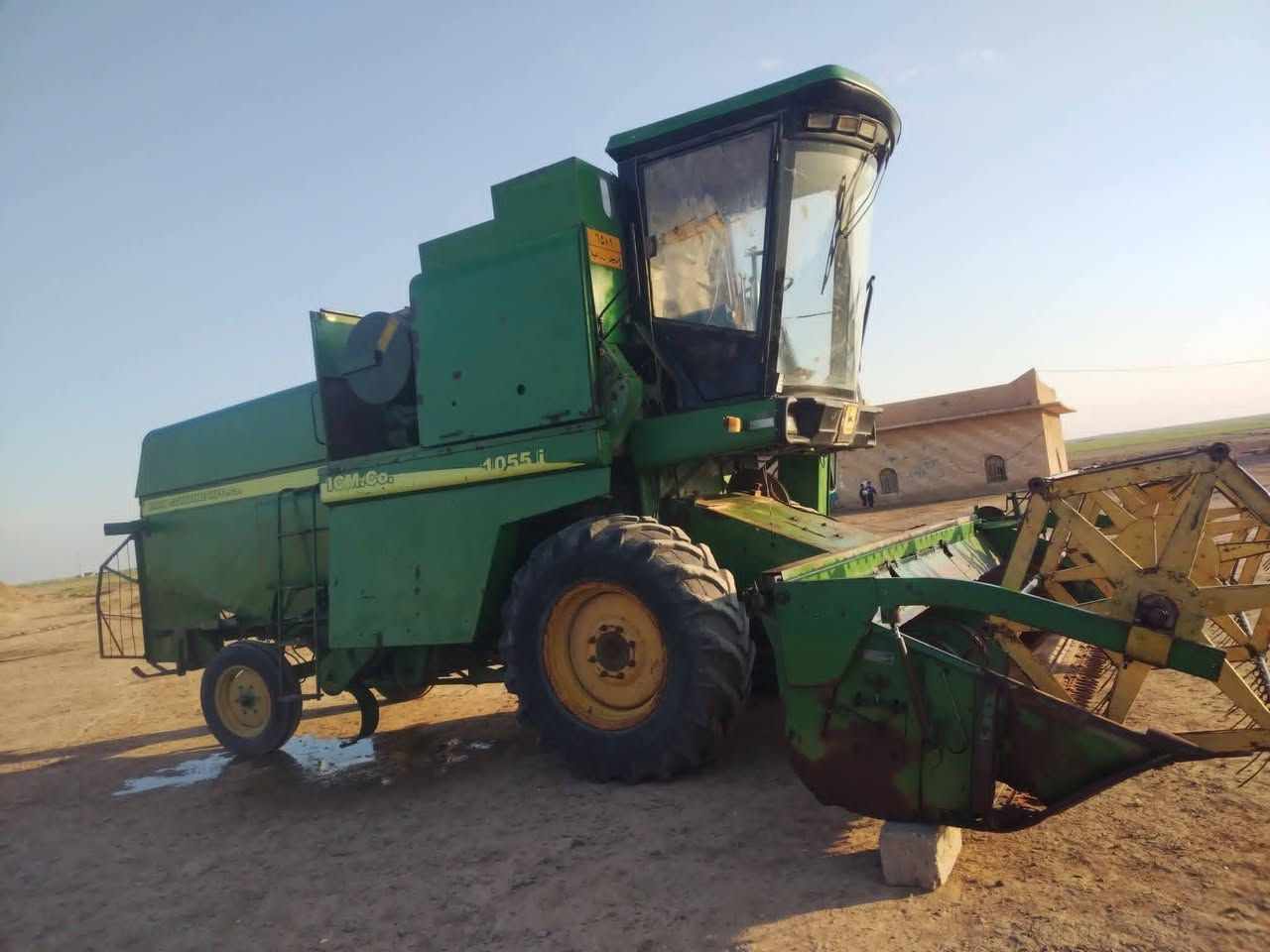 دراسه جوندير. ايراني.
محرك جوندير. الماني
شرط. لا صرف ولانفخ
موديل. 2013العنوان مخمور ناحية القراج 
السعر 15مليون وبيها مجال
رقم الهاتف. ***********
