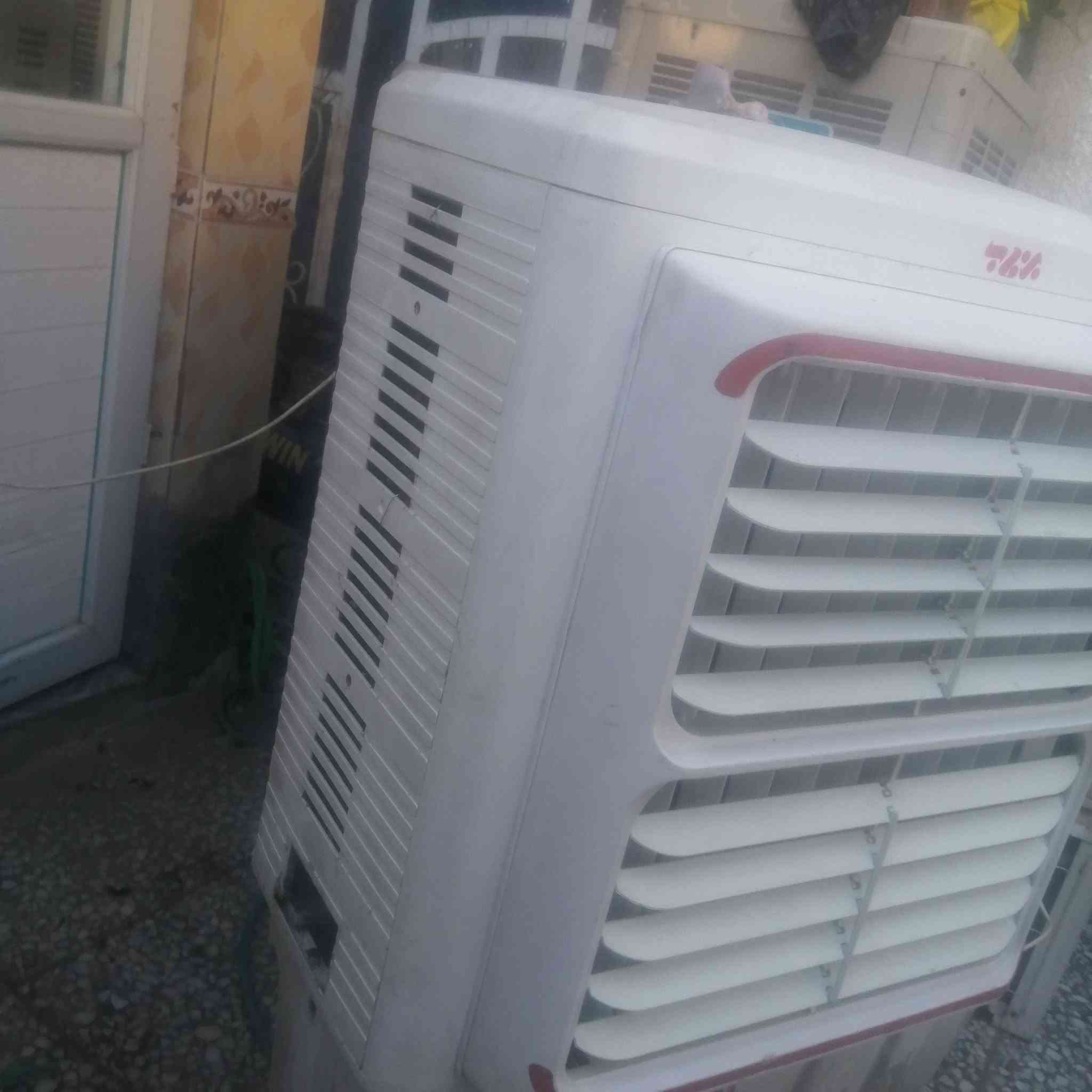 السلام عليكم مبرده للبيع نظيفه جداً شرط الفحص اخت الجديد برفاب السعر 130وبيه مجال بسيط العنوان بغداد الشعب بيع مستعجل


**إذا كنت صاحب هذا الإعلان وتريد حذفه لأي سبب، رجاءا أرسل رسالة إلى الدعم الفني**