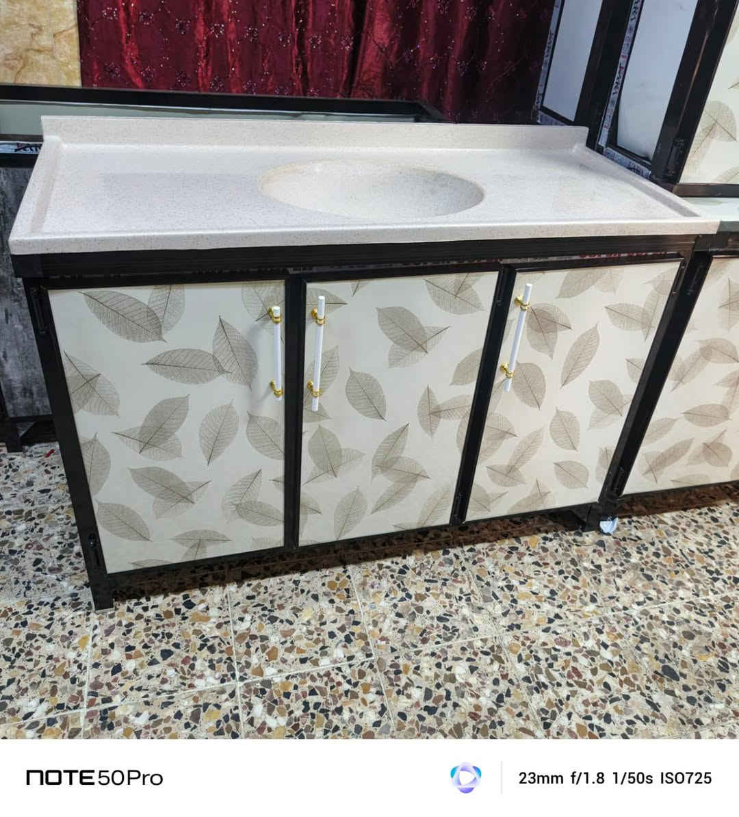 ***********كاونتر مترتين جديد وسنك متر و30 مرمر العنوان ابو الخصيب البهادريه يم محطه الغاز يوجد خدمه توصيل الاستفسار خاص

