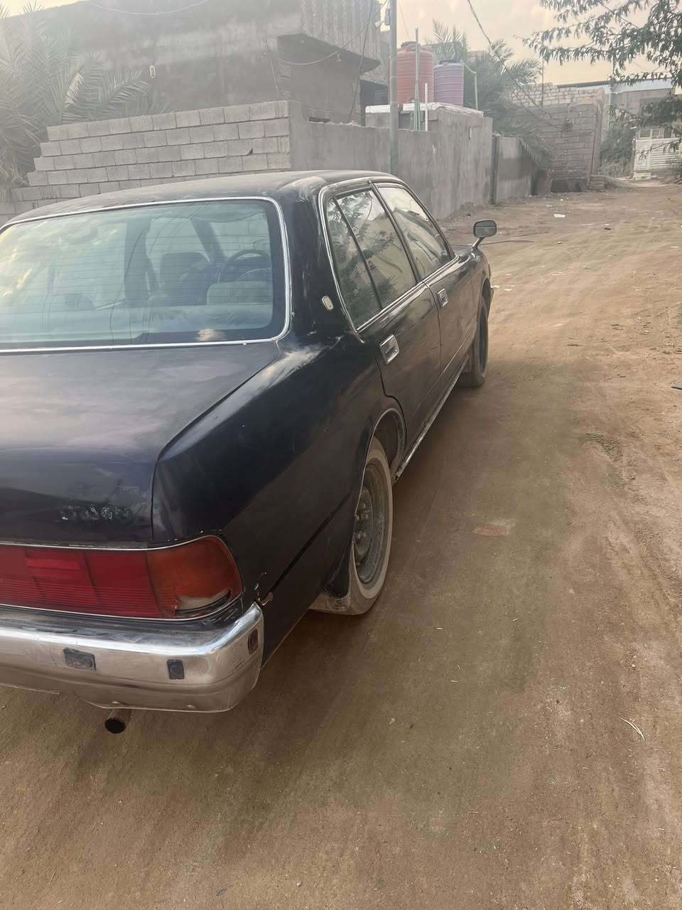 البصره شط العرب 
للبيع سياره
كراون ديلوكس موديل  
٩٣   رقم صدامي 
مكينه ونجي
***********
