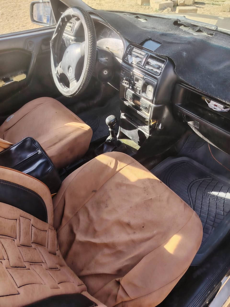 فكتره حجم 20 رقم نينوى
محرك گير شرط سنويه جديده انا الشرعي
 بدون دواخل مرشوشه. 
للاستفسار 
***********
