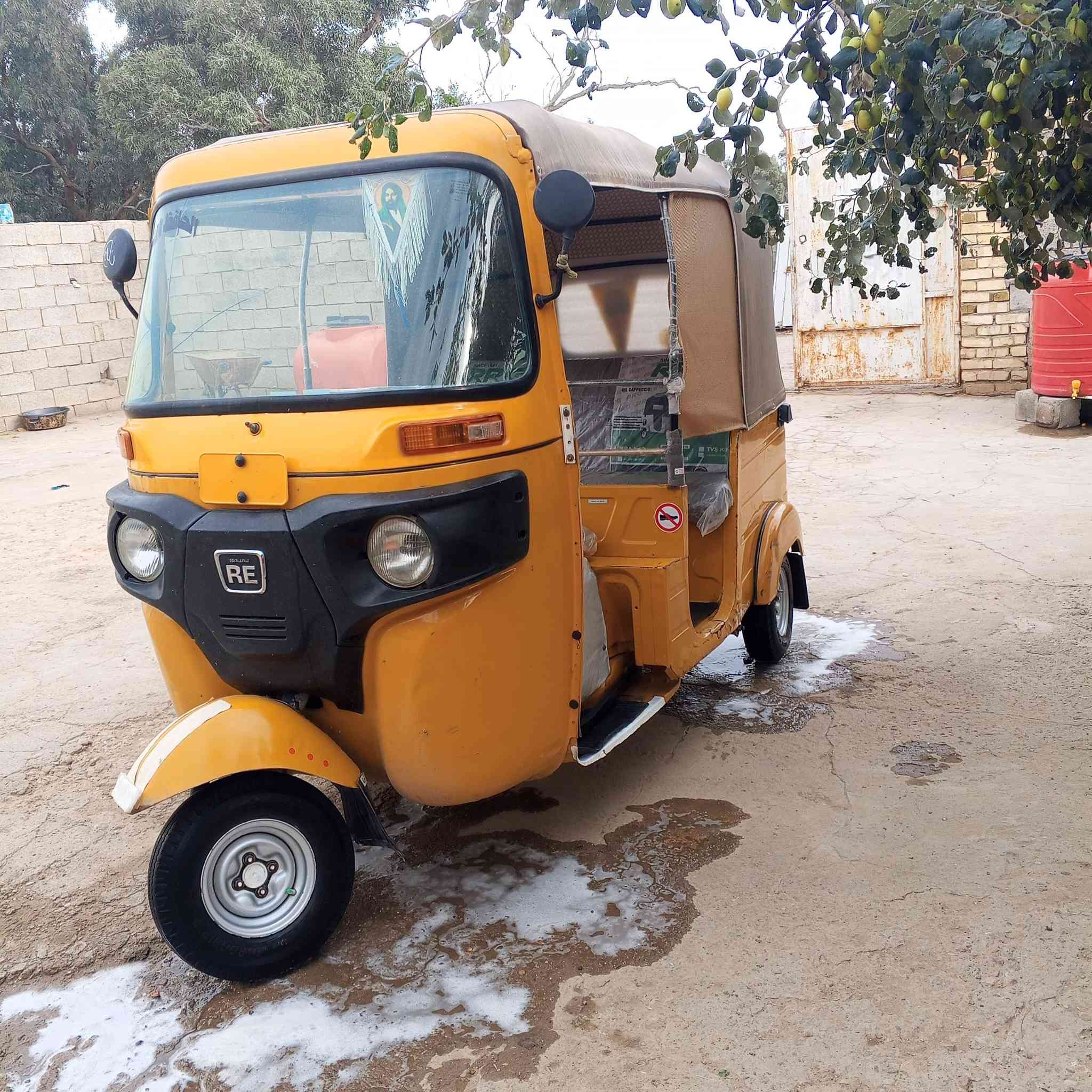 سلام عليكم تكتك البيع 19شهر 12 قريبه علا عشرين اورق شاكر تكتك جاهزه مال جناي بيه بس بارد كد صبعين بلغد مكفوله من معجون وصبغ خيساته ما معمره محرك مكفول من شرك تريها حلو سعر 5300 بيه مجال شراي‏‪***********‬‏
