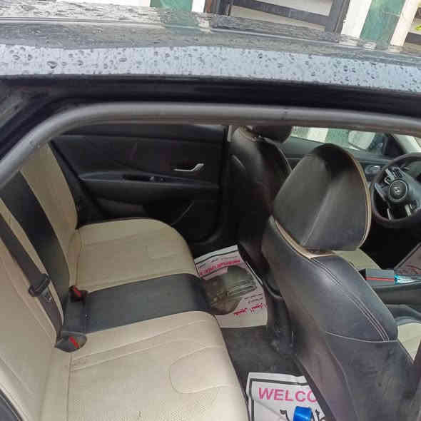 السلام عليكم
هونداي النترا هايبرد السعر ١٢٢ وبيها مجال 
موديل ٢٠٢١
داخل لونين 
فول بدون فتحه
حادث بنيد وجاملغ 
شاشه كبيره
كشنات جلد +تدفئة كشنات 
رادار امامي خلفي وجوانب ٣٦٠ درجه
حساسات امامي خلفي
هندبريك دكمه
اوتو هولد 
٣ وضعيات قيادة 
تحكم ستيرن صفحتين 
بصمه تشغيل عن بعد
ماشيه 68mi
السياره فئة بلو 
العنوان الكاظميه 
***********
*********** بغداد
