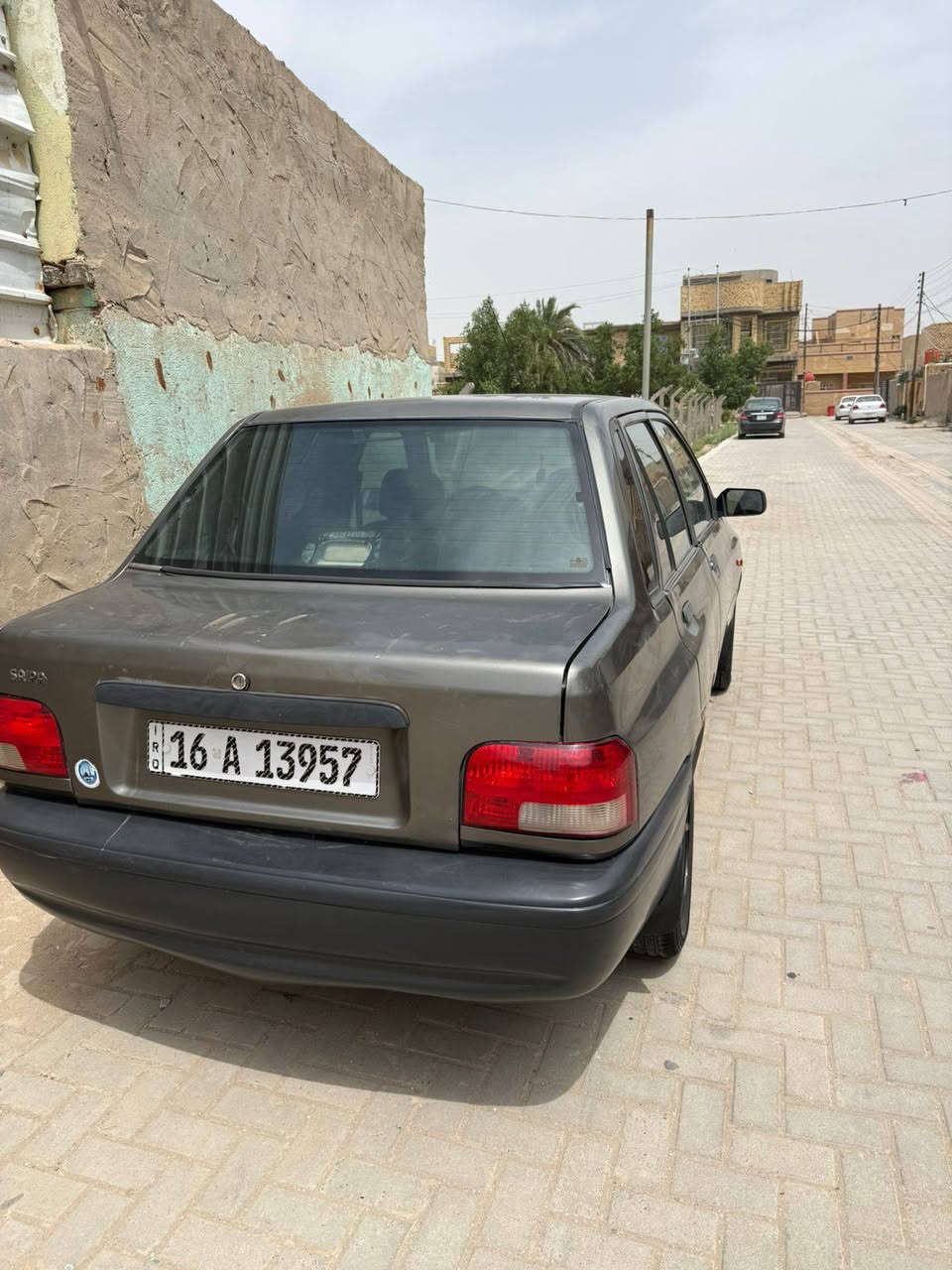طبعا من رخصت ابو لكروب سلام عليكم سايبه 12حلوه كير وحداديه كشر صافي تايرات جدد صدر جديد مدوشمه كهربائية كله شغاله يعني من يدك لشارع ماتخصر فلس بس مكينه تبخر هستوه اي عيب بيه مصلح رقم نكليزي هستوه شادينه قادسيه وبسمنه تبريد لا تسئلني عليه.من.شتريته كالي مابي شئ واني مافتحته ولافحصته اي شي ماعليه من طلب مصفره ***********.سعر36لمكان.لديوانيه.حي.لفرات
