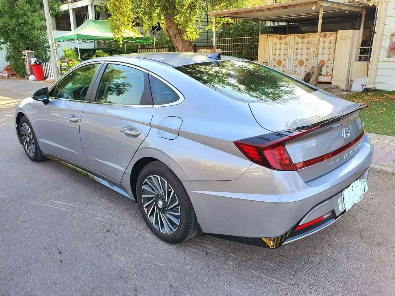 سوناتا هايبرد موديل ٢٠٢٣ للبيع او المراوس
كشن ٢ كهرباء 
شاحن واير ليس 
سماعات BOSE 
مواصفاتها معروفه
عارضها ب ١٨٣٠٠ وبيها مجال
ناشر صورها وصور حادثها وسونار ٢ 
مكان السياره بغداد اليرموك 
***********
