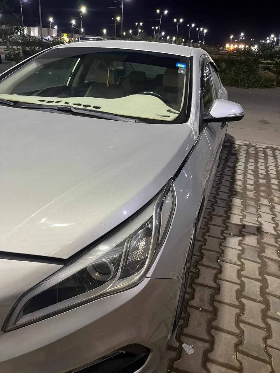 سوناتا 2015
سبورت فول عدا الفتحه 
جاملغ وبنيد امريكا وباب صبغ هنا 
سنويه بأسمي ماساقطه 
مكاني السياره النجف 
***********
***********
125 وبيه مجال
