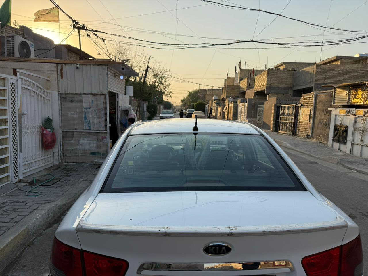 السلام عليكم للبيع كيا سيراتو رقم اسليمانيه جديد موديل (2012)مكفوله من كلشي مكان بغداد العبيدي السعر(114)وبيه مجال رقم موبايل (***********)
