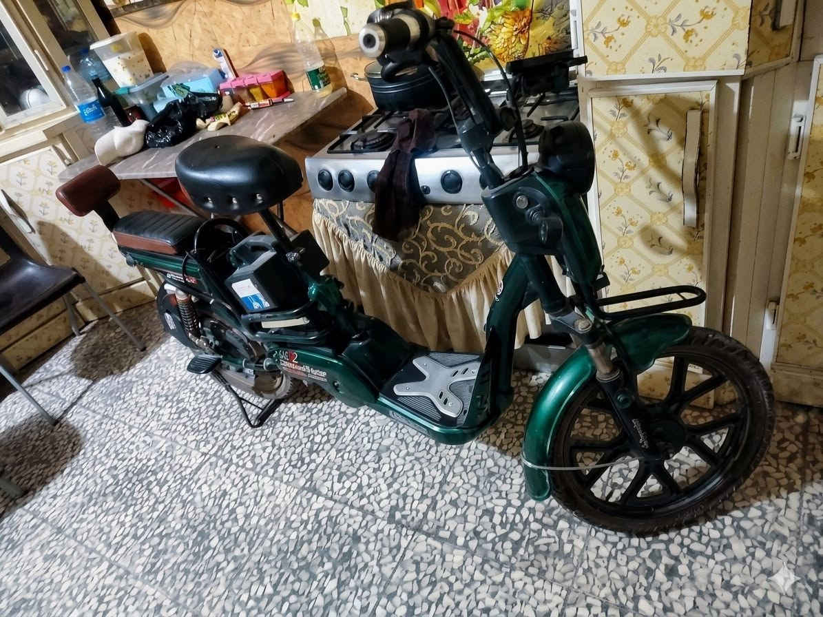 دراجة شحن ماركة HIS  - حجم الدراجة 24 - السعر 350 وبيه مجال
المواصفات : 
عدد 6 بطارية و الملف 1000 واط
تشغيل لمسافة 40 كيلو ب الشحنة الوحدة
تشغيل بصمة  و سويج
جهاز انذار مانع للسرقة
سماعة بلوتوث تشغيل موسيقى
سرعة 50-99 KM
شاشة ايباد تعرض السرعة والبطارية والاعطال
2دبلات خلفية مع دبلين امامي

دبل إشارة امامي خلفي
لايت امامي خلفي


**إذا كنت صاحب هذا الإعلان وتريد حذفه لأي سبب، رجاءا أرسل رسالة إلى الدعم الفني**