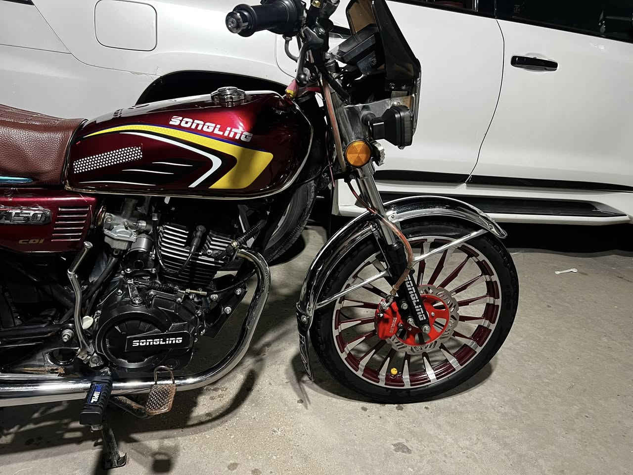 السلام عليكم
‎.       دراجه يراني سونك 

موديل 2026❗️

❗️مكينه 200cc   

‎لون احمر  دراجه زيرو

❗️اوراق موجودة 

السعر خاص 
                      

مكاني بغداد العامريه      الرقم ***********
