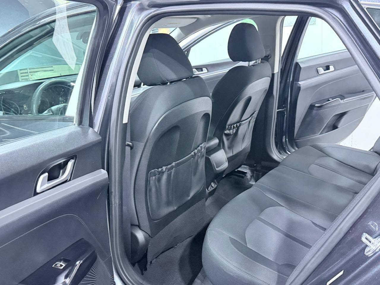 السلام عليكم
كي فايف k5

2022

وارد امريكي داخله كلين

 مكفوله من صبغ والضربه والبارد

ماشيه ٧٠ 

بصمه 

رادار امامي خلفي

محرك 1600 تيربو

ترحيب ذكي

شاشه جبيره

هاند بريك كهرباء

حساس امامي خلفي 

كامره دواره

زنون 4 عدسات

باقي المواصفات معروفه

 رقم مثنى   مكاني ذي قار  ‏‪***********‬‏ @
