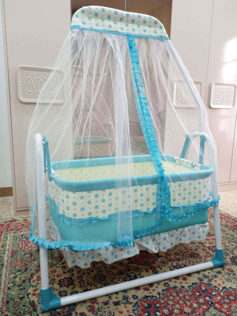 تخت طفل جديد غير مستخدم  يسع الطفل من الولادة والى عمر سنتين 
السعر 50 الف موصل, نينوى


**إذا كنت صاحب هذا الإعلان وتريد حذفه لأي سبب، رجاءا أرسل رسالة إلى الدعم الفني**