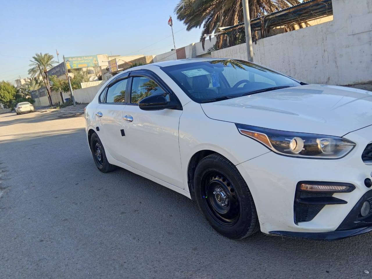 السلام عليكم
فورتي 21 رقم اربيل بسمي
مكينه 2000دوش كير عادي 
حادث مرفق بل منشور 
مكان السياره الامين الثانيه
السعر 107
للاستفسار ***********
