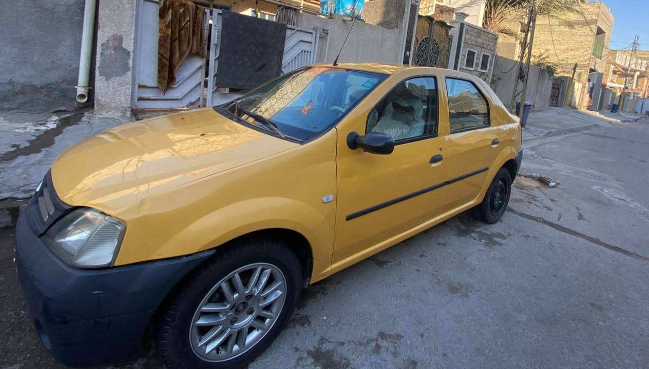 للبيع رينو لوكان موديل 17 السياره خير من الله حدادية كير مكينه تبريد كل مكفول السياره بسمي تحويل ثاني يوم سنويه ل 28 عنوان السياره الاستفسار ***********
