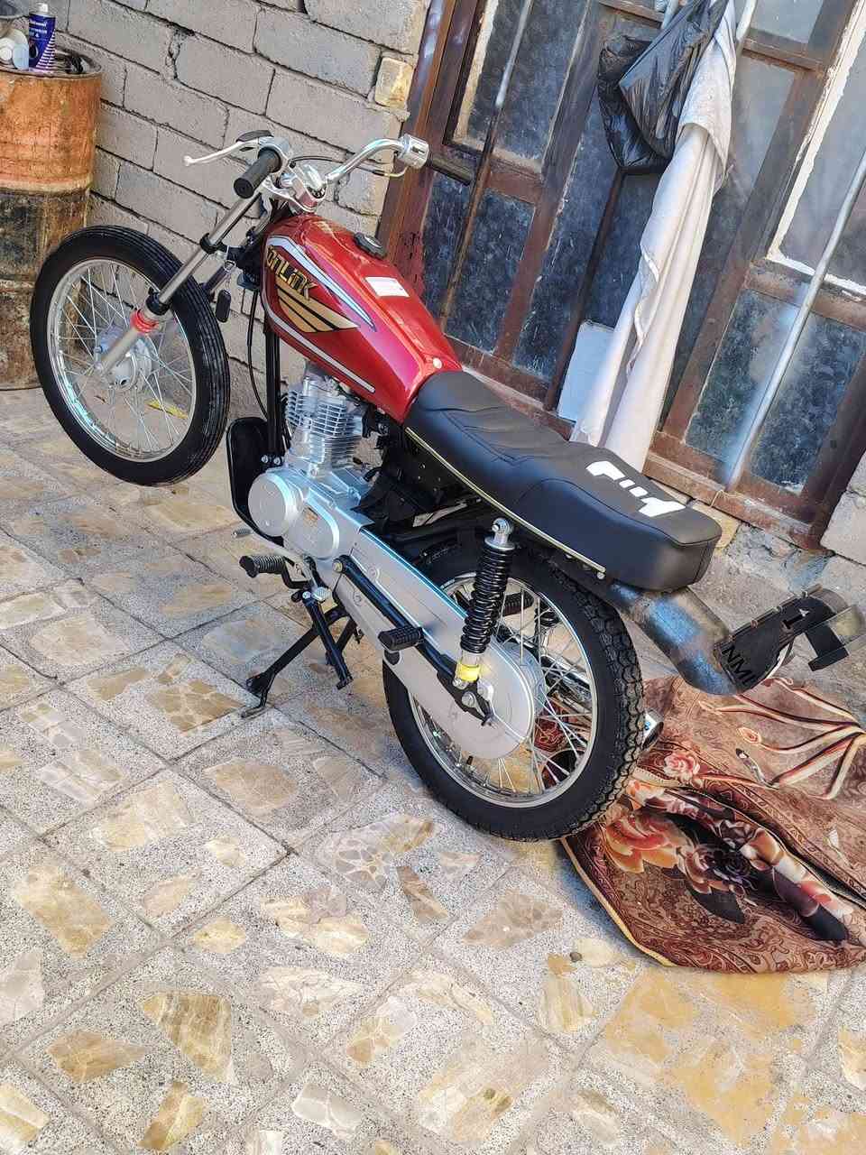 درجه البيع شاصي 25  البيع سعر 750 درجه كارتون؟
تريد ابيعك حربي تريد عينه وليت وياها ***********
