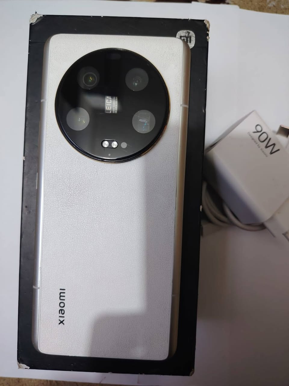 شاومي 13الترة جهاز معروف بمواصفاتة 
ذاكرة 256 نضيف كلش امبدل شاشة وكالة الأصلية اذا مو وكالة يرجع شوفهة ما تعرفهة مبدلة العنوان بغداد موجود توصل 
السعر 490قفل


**إذا كنت صاحب هذا الإعلان وتريد حذفه لأي سبب، رجاءا أرسل رسالة إلى الدعم الفني**