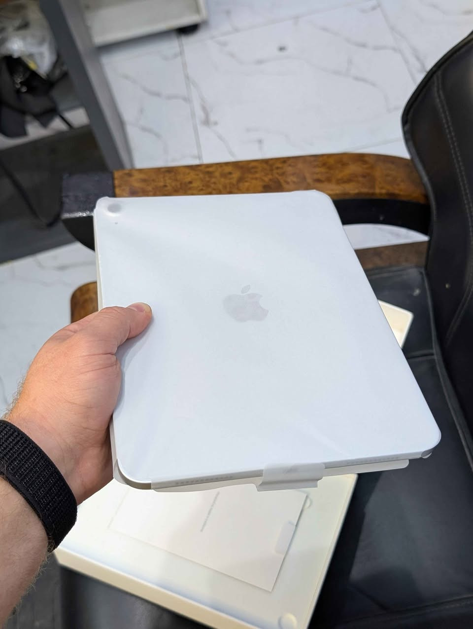 ipad A16 256 Gb

 تەنها 4 جار شەحن کراوە لۆکە کامل ئەشیایە
زەمانی ساڵێکی هەیە

بۆ زانینی نرخ و بینینی ئامێرەکانی تر، جۆینی چەناڵی تیلیگرام بکە   https://t.me/ranjstore1 السليمانية, العراق


**إذا كنت صاحب هذا الإعلان وتريد حذفه لأي سبب، رجاءا أرسل رسالة إلى الدعم الفني**