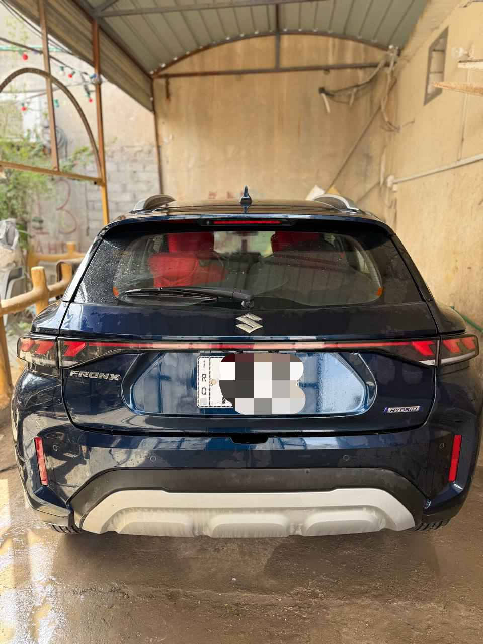 سوزوكي فرونكس 2025 استلام شركة الصادق الشهر الخامس
نظام كفيل و مقترض هو يتكفل بالتسديد 
الاسبوع الجاي يستلم السنوية الجديدة بأسمه و يسويلك وكالة
المواصفات:
مايلد هايبرد
محرك 4 سلندر 1500
تشغيل بصمة 
شاشة عرض  على الداشبورد
شاشة قياس 9 انش
شاحن وايرلس
گير اوتوماتك +عادي 6 سرعات
كاميرا  360°
6 وسائد هوائية
نظام منع الانزلاق ESP
مكابح ABS مع EBD
مثبت سرعة متكيف
تحذير مغادرة المسار
مراقبة النقطة العمياء
حساسات + رادار
و هواي مواصفات تگدر تشوفها باليوتيوب

السيارة بيها حادث خفيف بالدعامية الوره من جهة السايق و مرجعيه بدون صبغ او غيره  و طخات خفيفة يرادلهم پوليش موضحهم بالصورة + السونار طالع اكو صبغ بباب الراكب الأمامي لكن البايع يگول ما مصبوغ و الوكالة كذلك و بقت يمك اذا تريد تعيد السونار

السعر 115 و بيها مجال بسيط حگ الجية مستعجل بالبيع لأن عندي سفر و الا هذا مو سعرها 
العنوان البصرة /القرنة
للتواصل واتساب فقط 
*********** القرنة, البصرة
